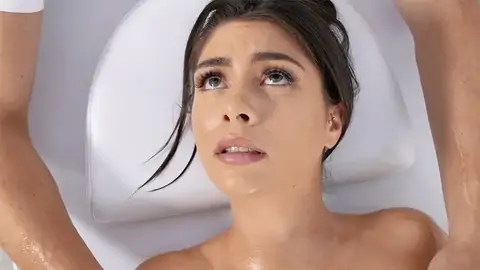 Well-lubed up black-haired is getting her cunny finger-tickled