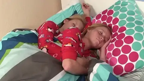 Marvelous POINT OF VIEW mitt-job by small stepdaughters in pajamas